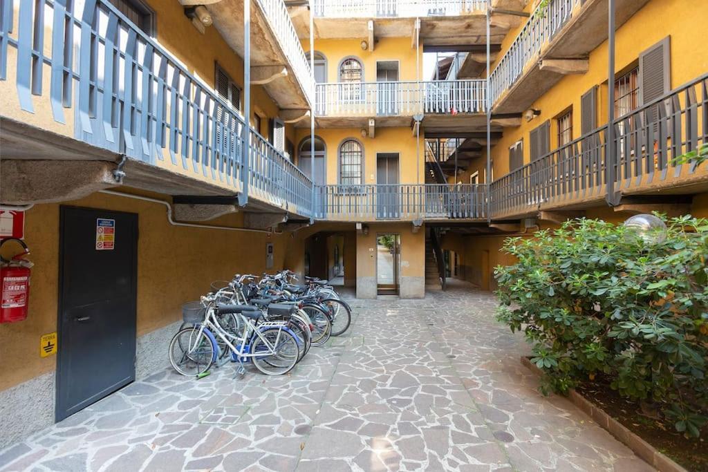 My Charming Apartments Ai Navigli-Vigevano Suite Milaan Buitenkant foto